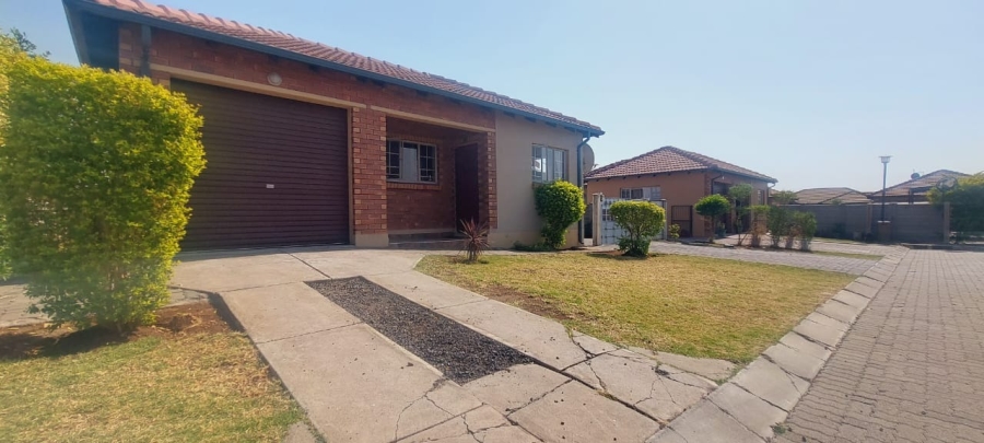 3 Bedroom Property for Sale in Waterkloof East North West